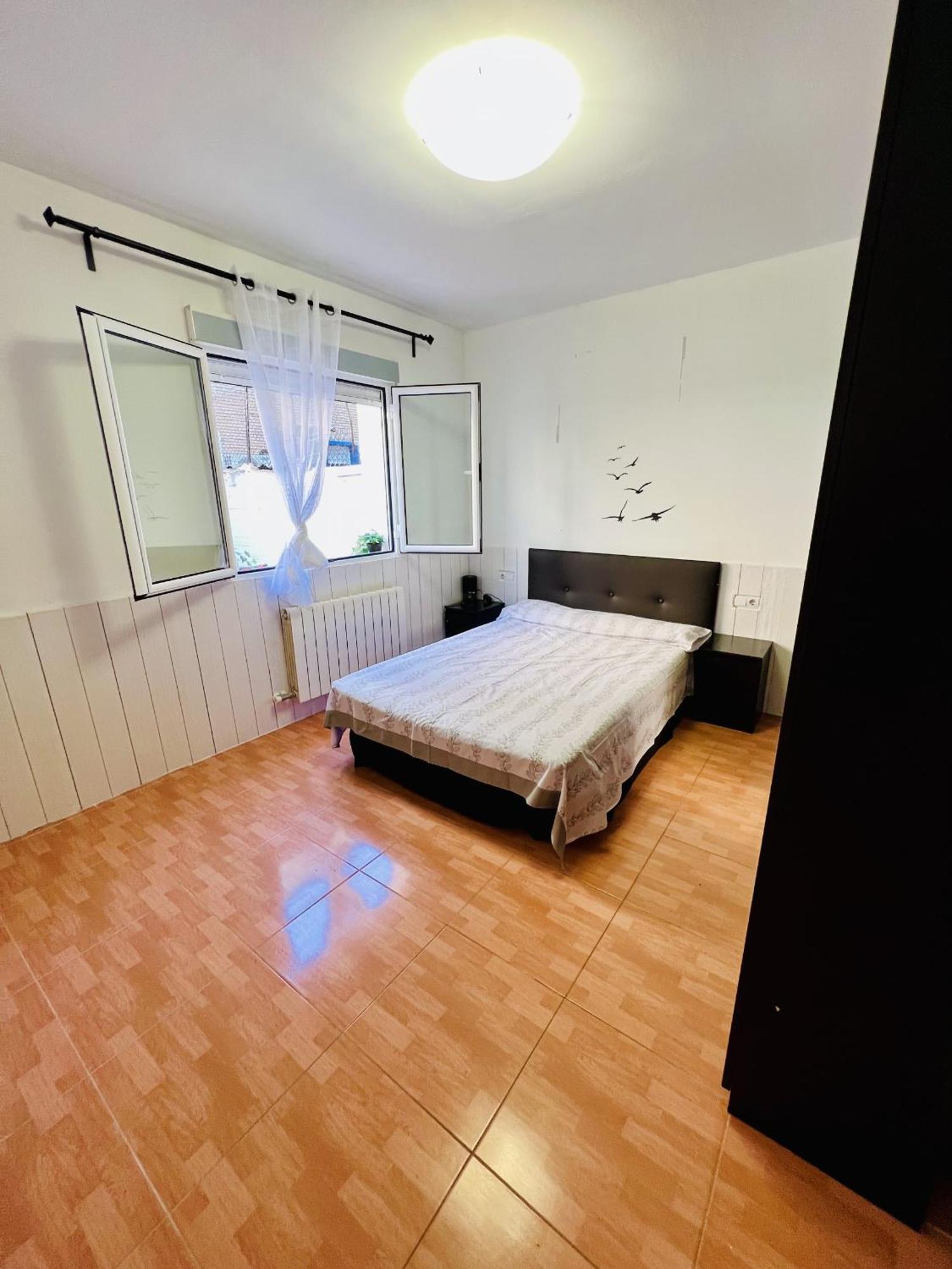 Apartamento Betty Apartment Сарагоса Екстериор снимка